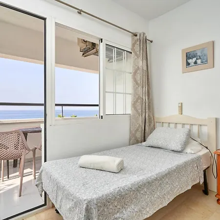 Daire El Chaparil Sea View Apt *